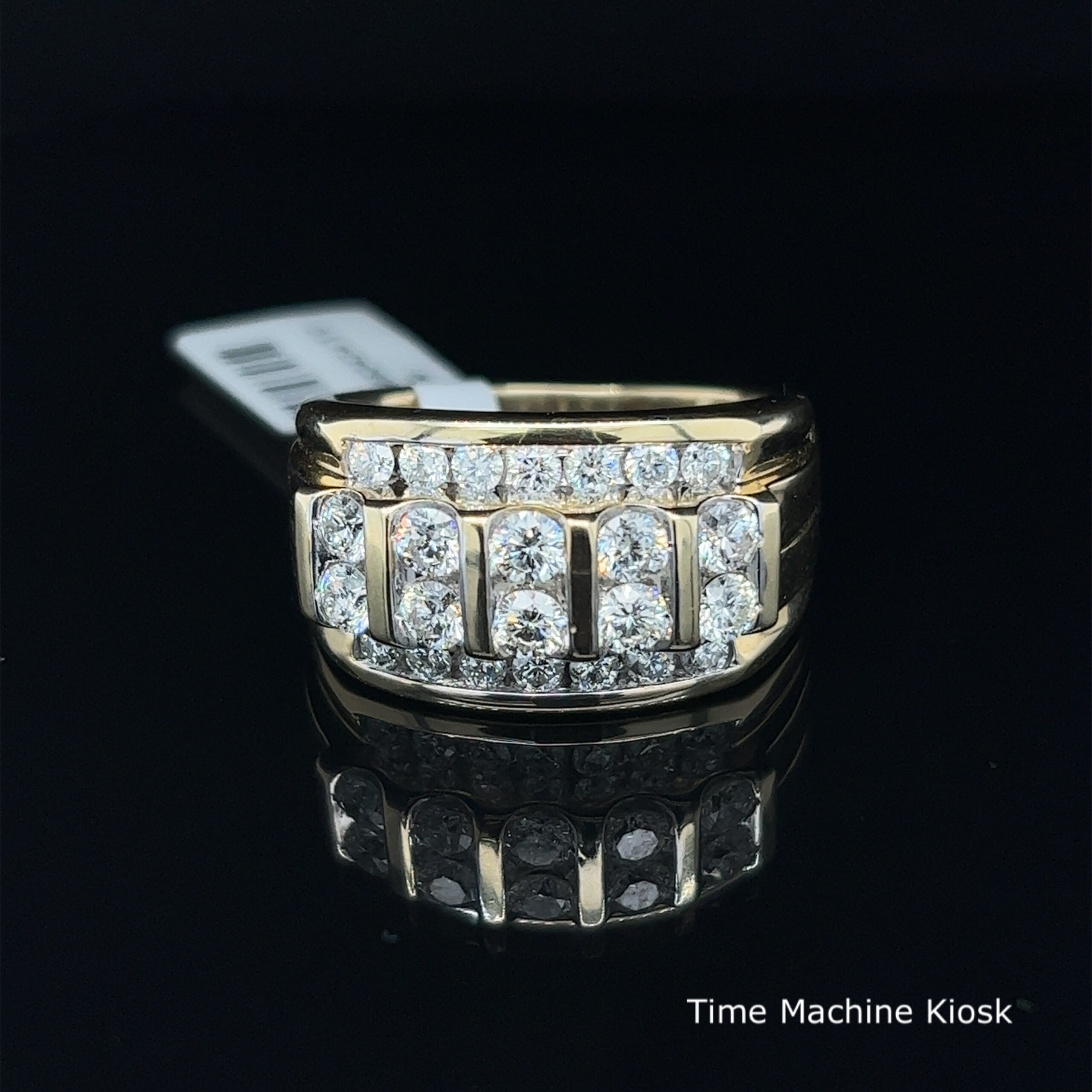 10kt Yellow Gold Ring with Natural Diamond